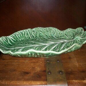 Bordallo Pinheiro Cabbage Leaf Serving Platter Plate 15 1/2" x 10 1/2"